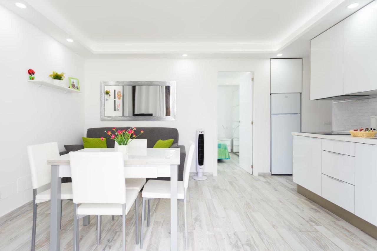 241 Quiet Bungalow With Terrace And Barbecue Плая де лас Америкас Екстериор снимка